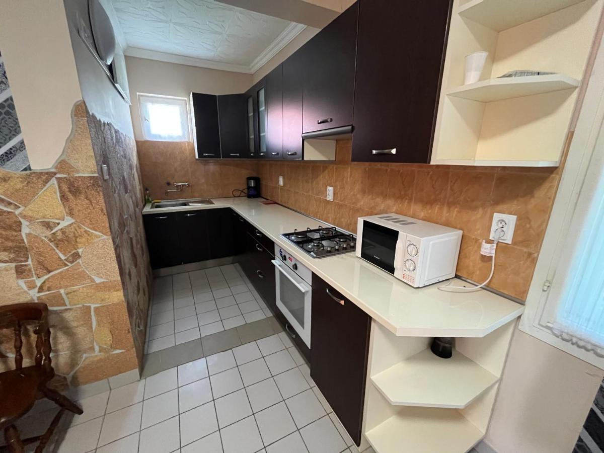 Tiszavirág apartman Tiszakeszi Esterno foto