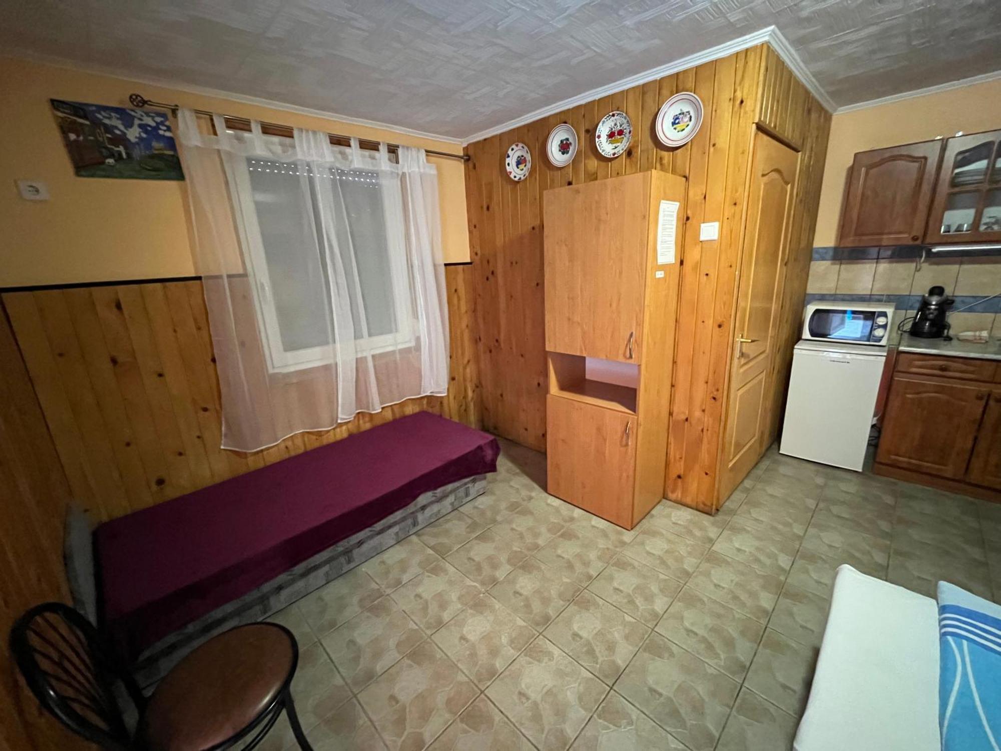 Tiszavirág apartman Tiszakeszi Esterno foto