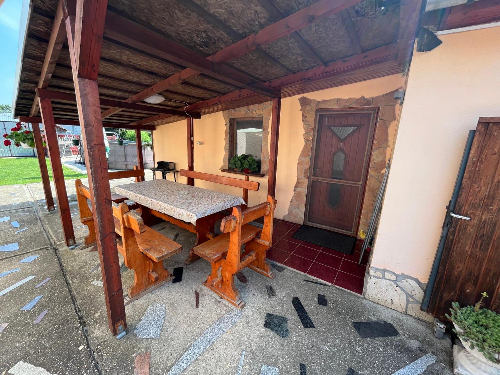 Tiszavirág apartman Tiszakeszi Esterno foto